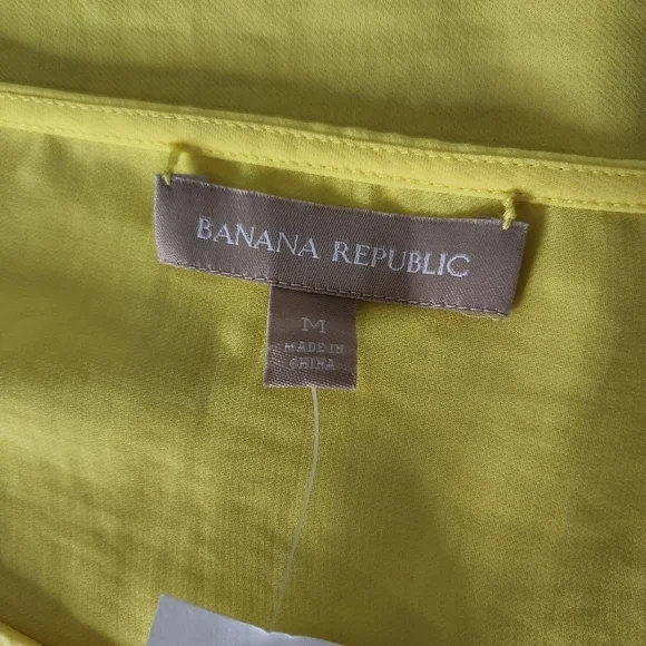 Banana Republic Embroidered Top Women’s Size Medium Yellow - Picture 5 of 7